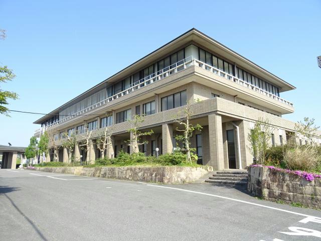 役所　東近江市蒲生支所（役所）まで378m