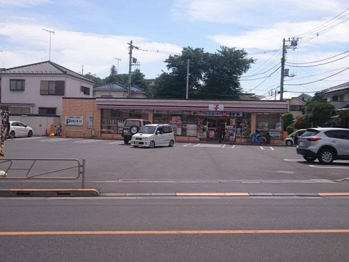 コンビニ　セブンイレブン八王子散田1丁目店（コンビニ）まで521m