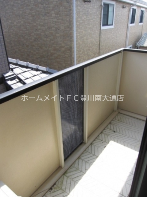 バルコニー　同型別部屋写真