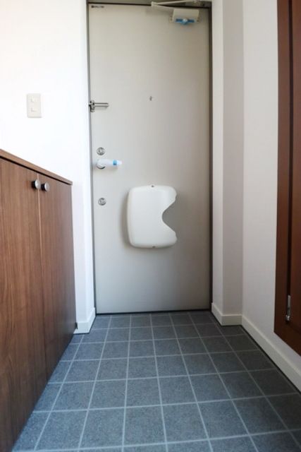 玄関　★お問い合わせはタウンハウジングまで★