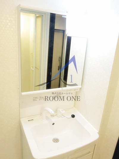 洗面設備　洗面台です。