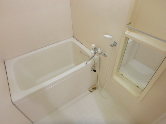 バス・シャワールーム　風呂