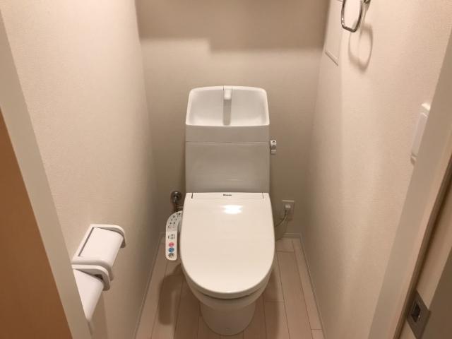 トイレ　シャワー付トイレ