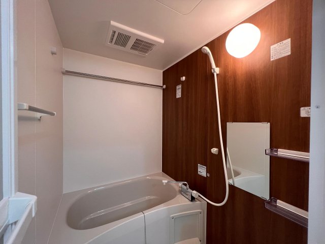 バス・シャワールーム　ユニットバスです