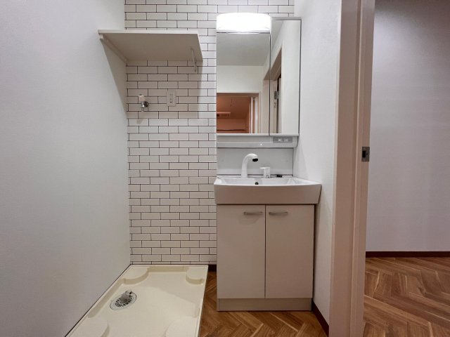 洗面設備　洗濯機置けます