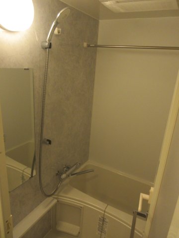 バス・シャワールーム　※同タイプ別号室