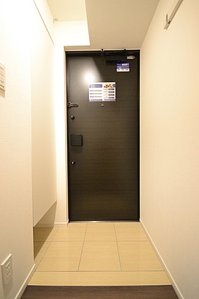 玄関　別部屋参考写真です