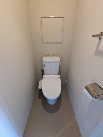 トイレ　温水洗浄暖房便座付き