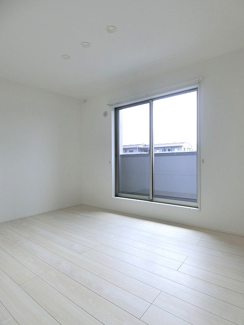 居室・リビング　※参考写真※2階・南向き洋室6帖☆バルコニーに繋がるお部屋で