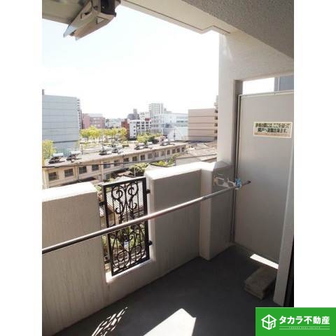 バルコニー　写真は５１１号