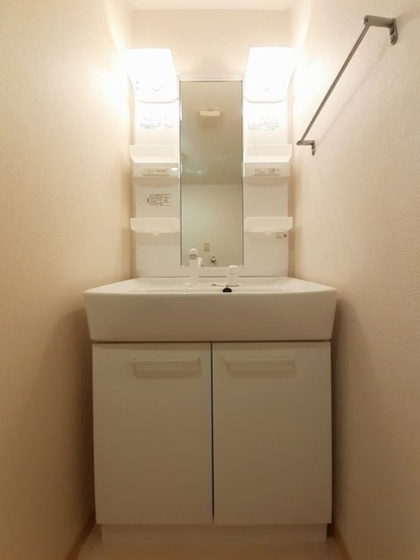 洗面設備　図面と現状に相違がある場合には現状を優先