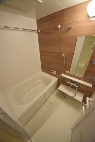 バス・シャワールーム　Kgソフィアアベノ播磨町　浴室