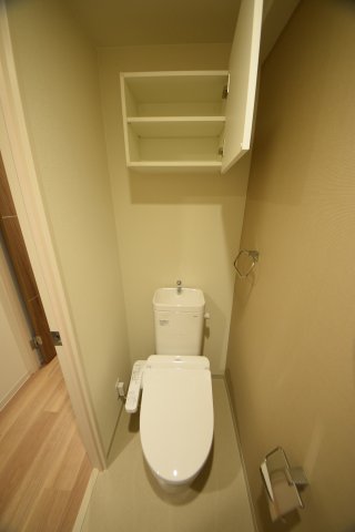 トイレ　Kgソフィアアベノ播磨町　温水洗浄便座