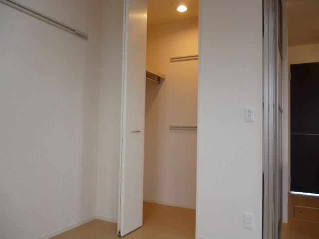 収納　ウォークインクローゼット