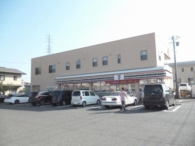 コンビニ　セブンイレブン（コンビニ）まで420m