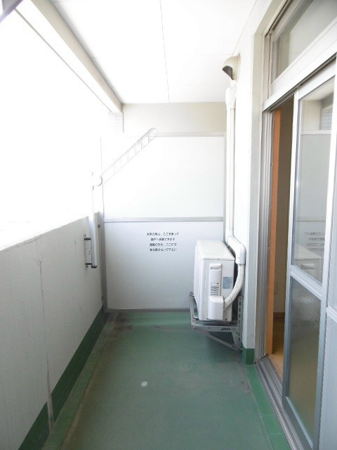 バルコニー　※写真は　別号室