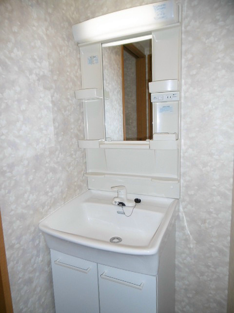 洗面設備　※写真は　別号室