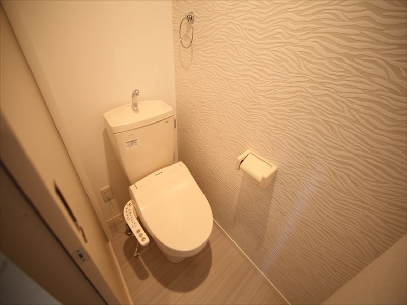 トイレ　トイレ（ウォシュレット付）