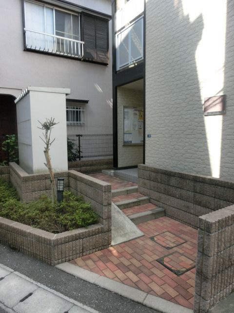 エントランス　エントランス