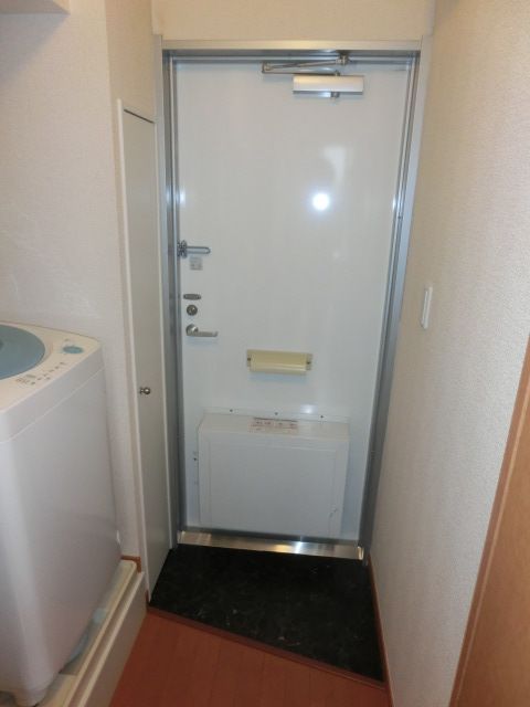 玄関　同タイプ別室・イメージ