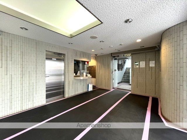 ロビー　ロビー