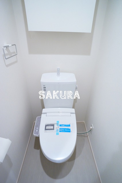 トイレ　嬉しい温水洗浄便座♪