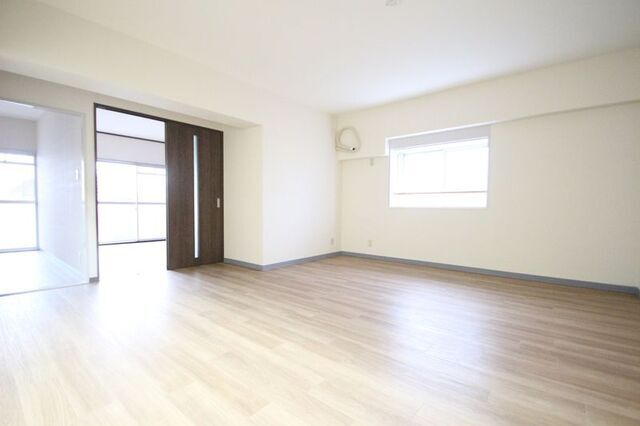 居室・リビング　別室の参考写真です。※現況優先