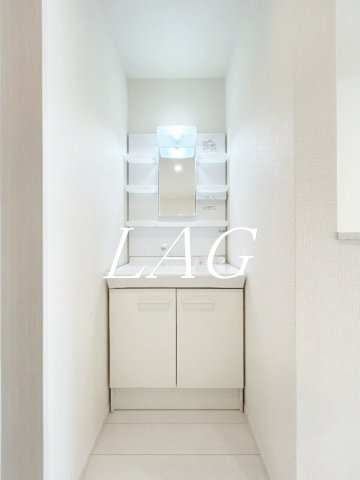 洗面設備　洗面台です。