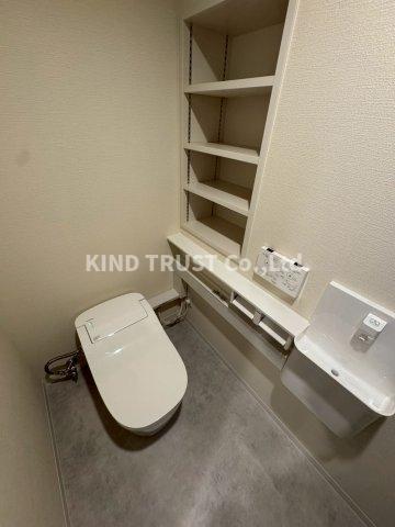 トイレ　落ち着いたトイレです