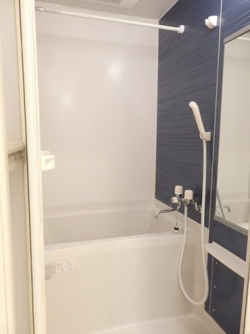 バス・シャワールーム　きれいなお風呂です