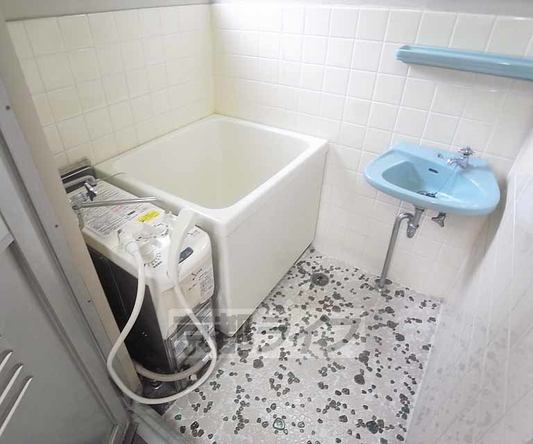 バス・シャワールーム　お風呂です。