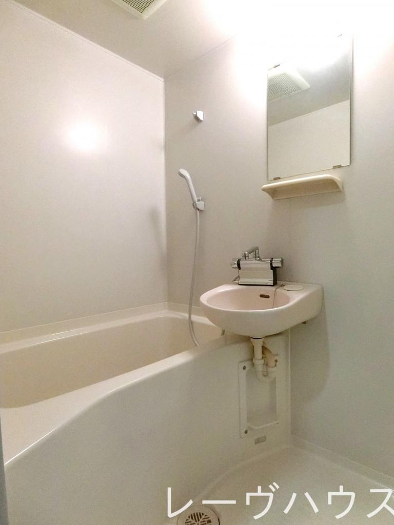 バス・シャワールーム　洗面