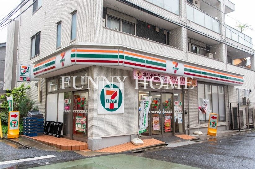 コンビニ　セブンイレブン 下高井戸駅北口店（コンビニ）まで130m