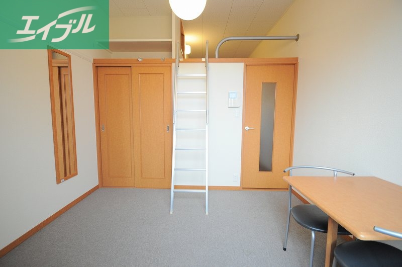 居室・リビング　※写真と現状が異なる場合は現状を優先