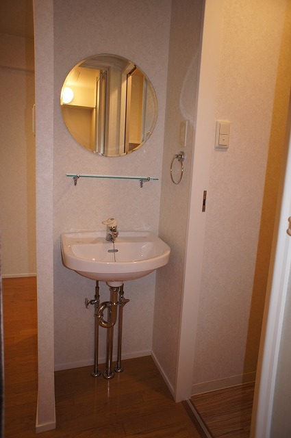 洗面設備　使いやすい洗面所です