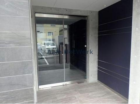 エントランス　エントランス部分