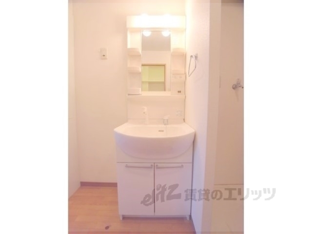 洗面設備　独立洗面台