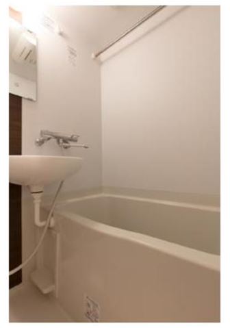 バス・シャワールーム　バス・トイレ別