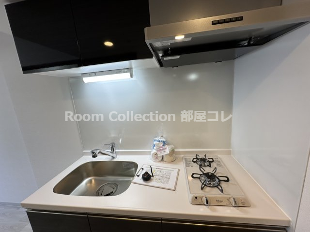 キッチン　同シリーズイメージ写真 反転色違い 現況と異なる場合現況優先