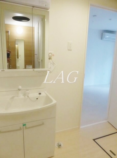 洗面設備　洗面台です。