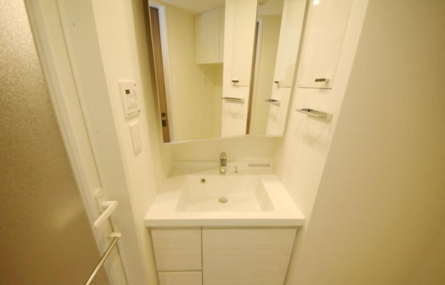 洗面設備　☆嬉しい独立洗面台☆