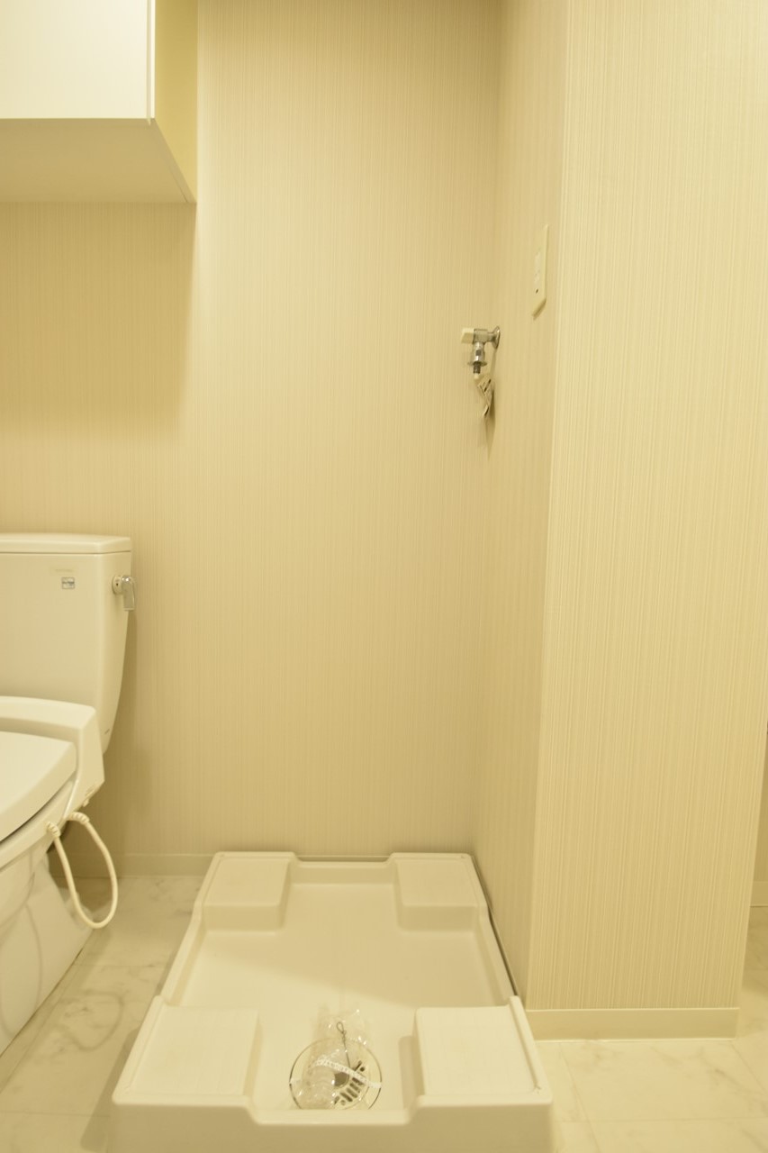 その他　防水パン付きの室内洗濯機置場