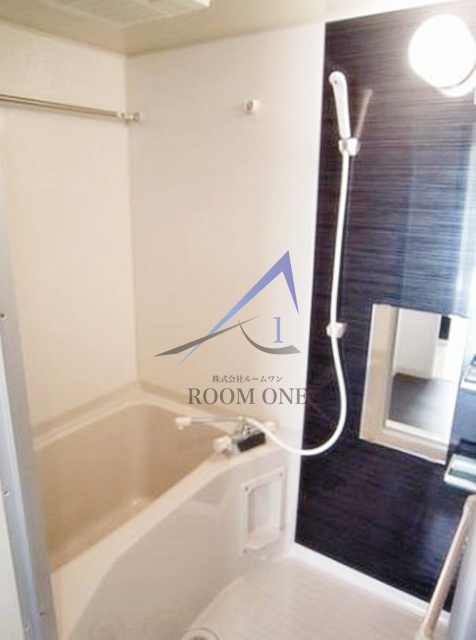 バス・シャワールーム　お風呂です。