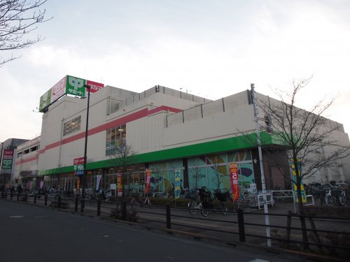 スーパー　サミット（スーパー）まで677m