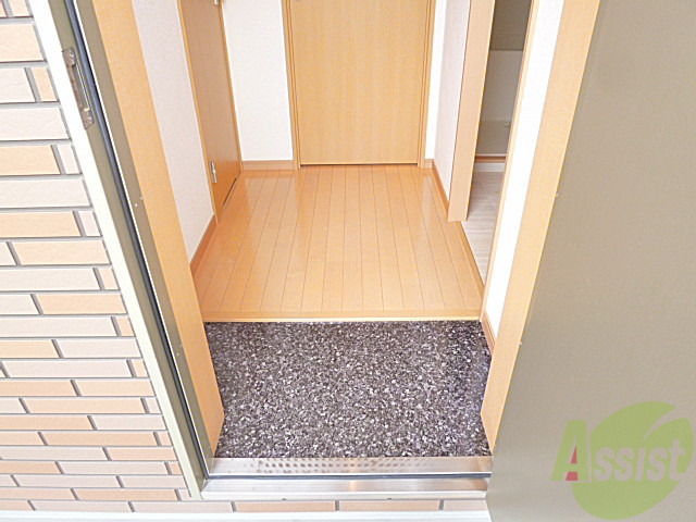 玄関　「ただいま～♪」って独り言が出るくらいキレイでしたよ！