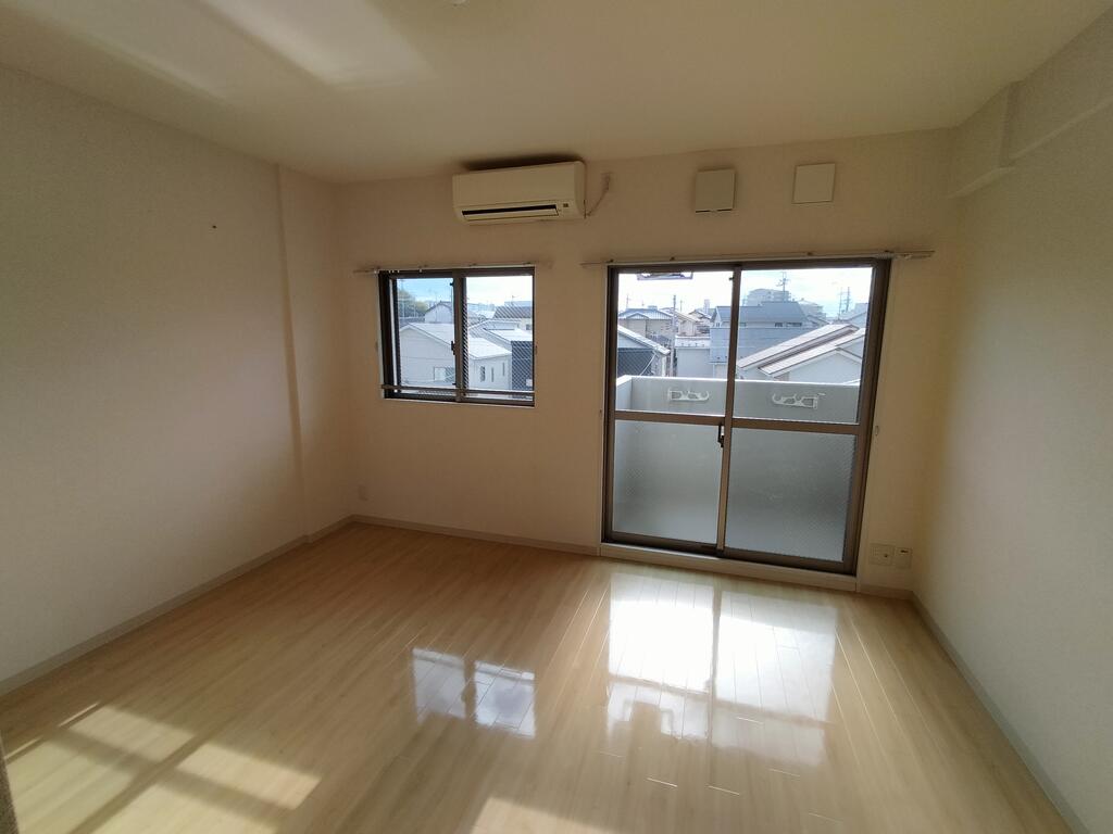 居室・リビング　同仕様写真