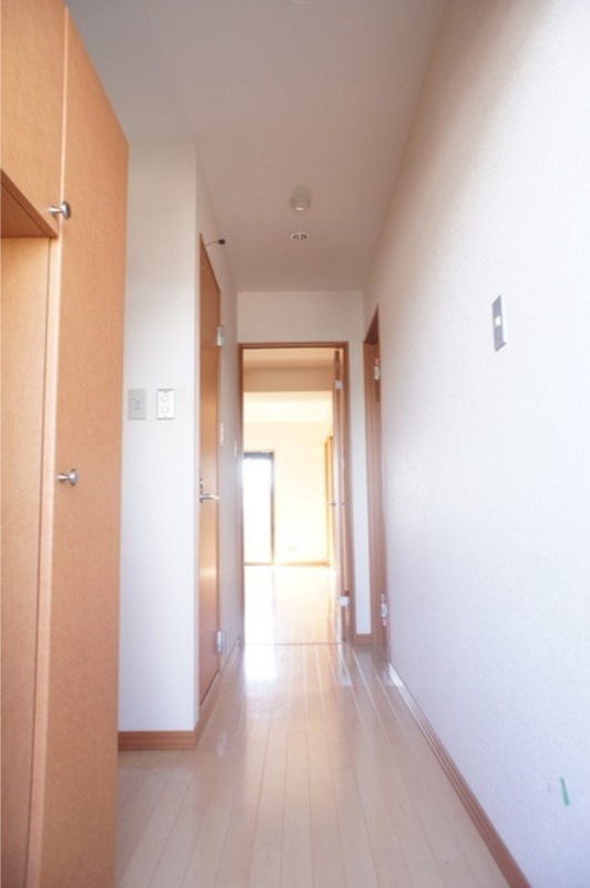 玄関　図面と現状に相違がある場合には現状を優先