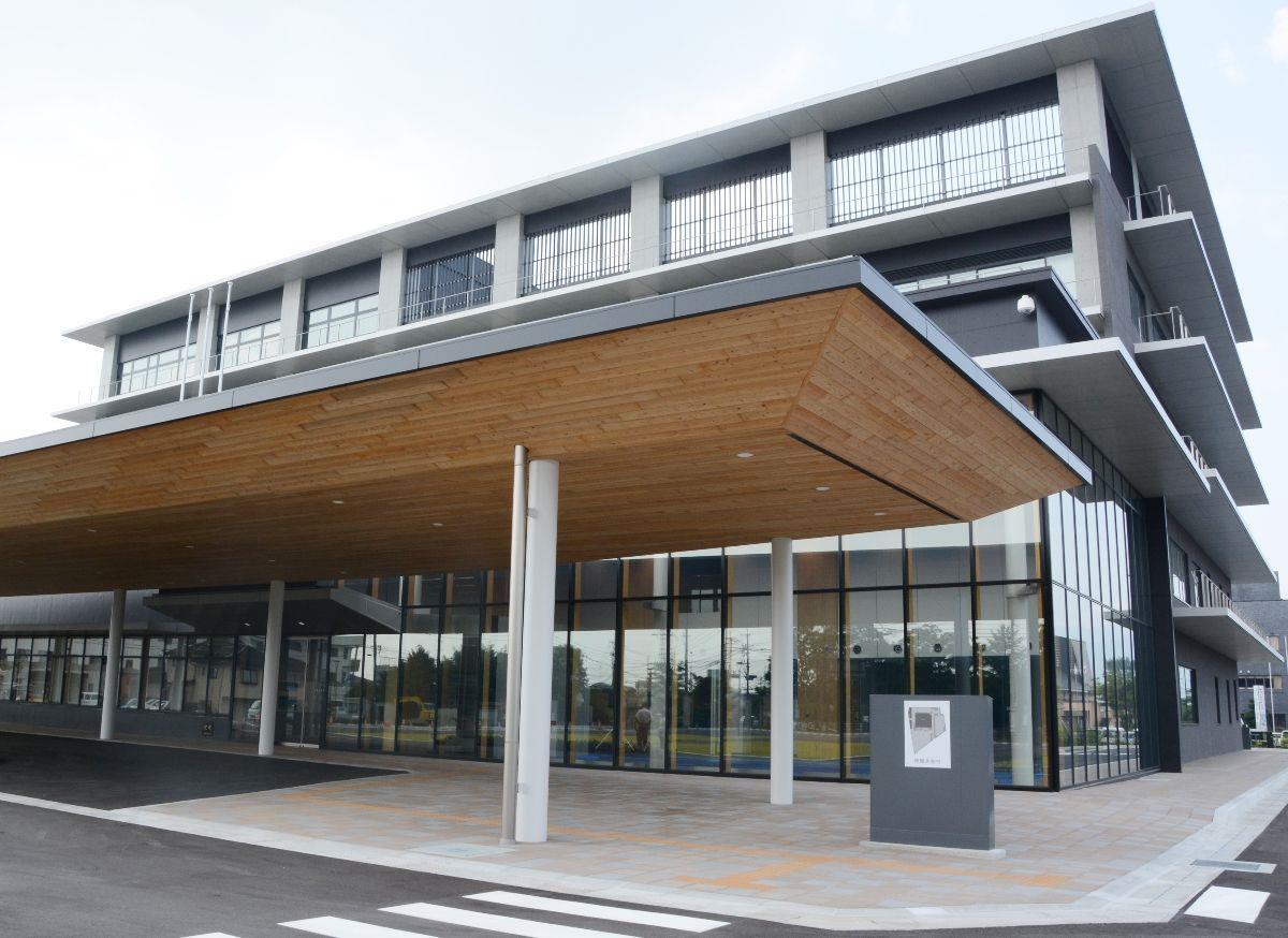 役所　神埼市役所（役所）まで1088m