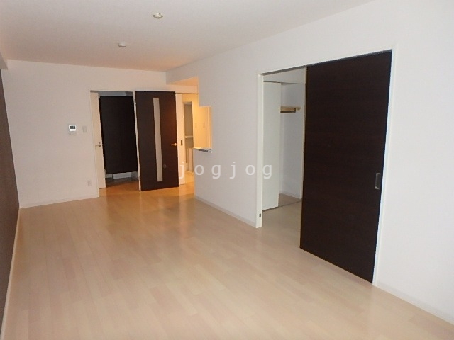 居室・リビング　同号室タイプ写真