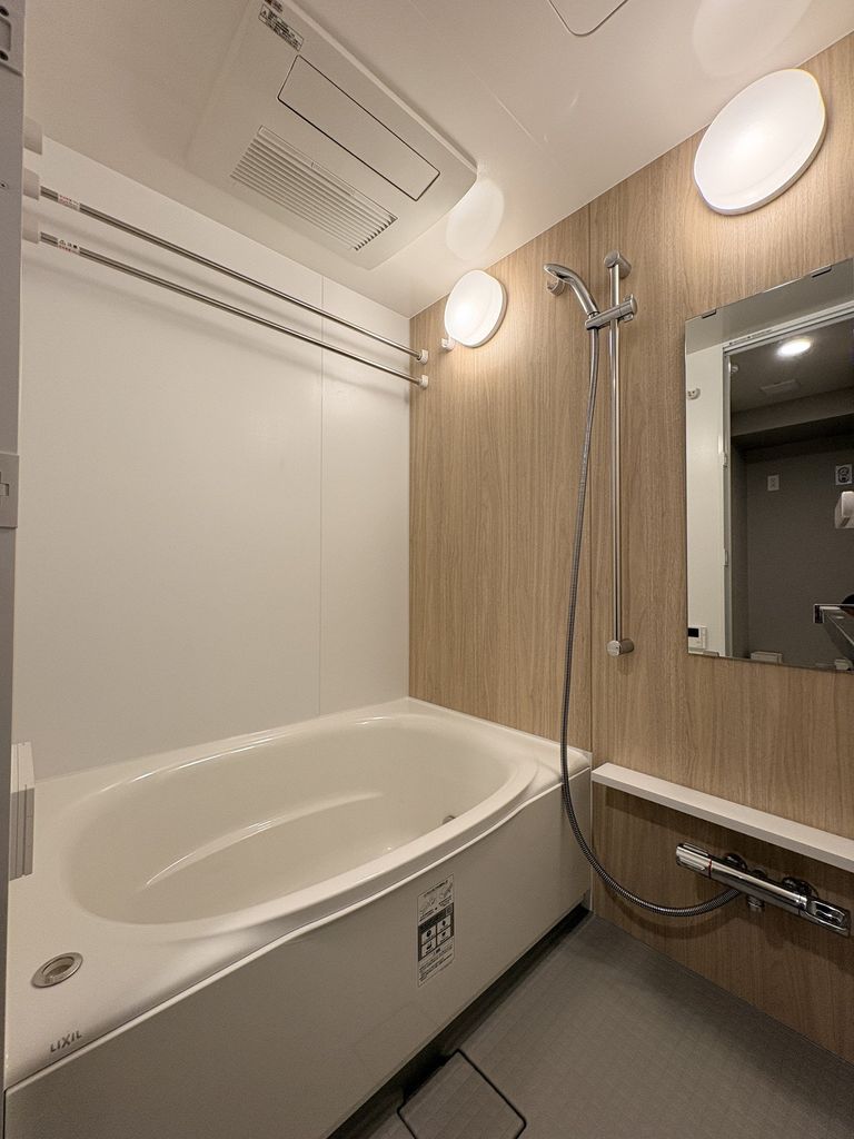 バス・シャワールーム　バス